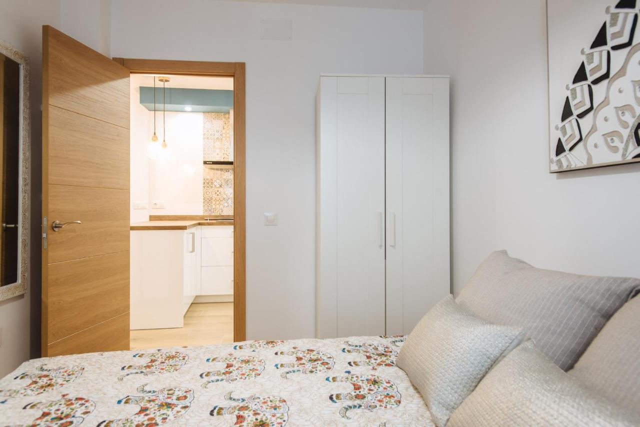 El Apartamento Del Reloj De Sol Sevilla Exterior foto