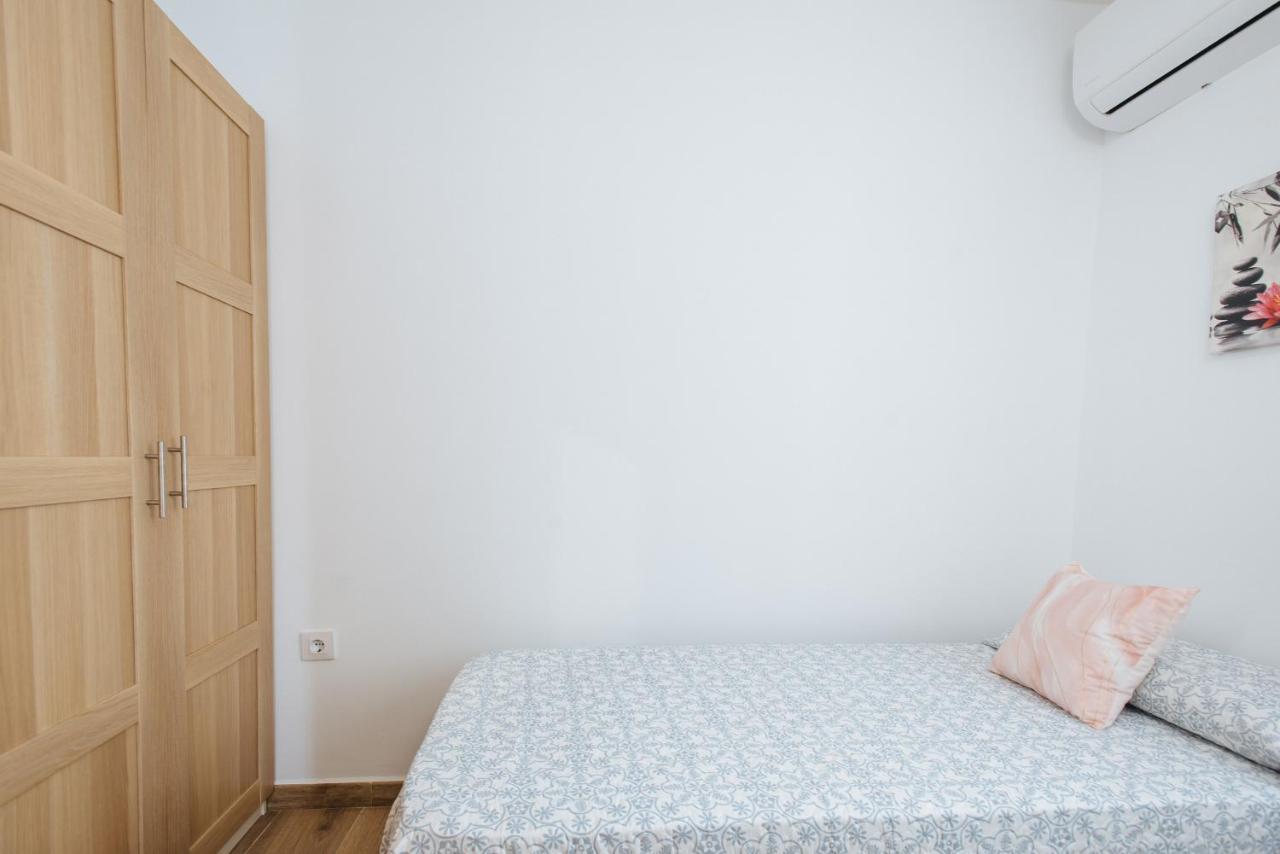 El Apartamento Del Reloj De Sol Sevilla Exterior foto