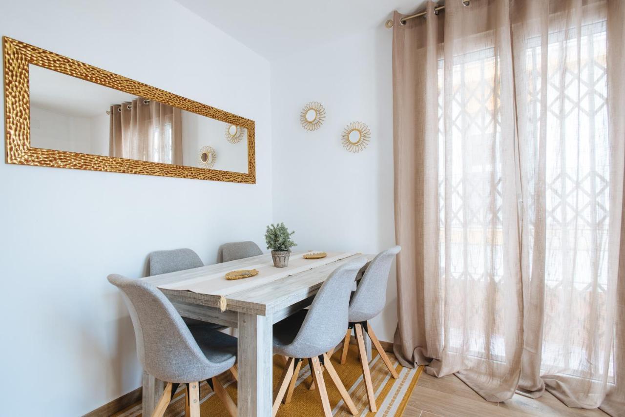 El Apartamento Del Reloj De Sol Sevilla Exterior foto