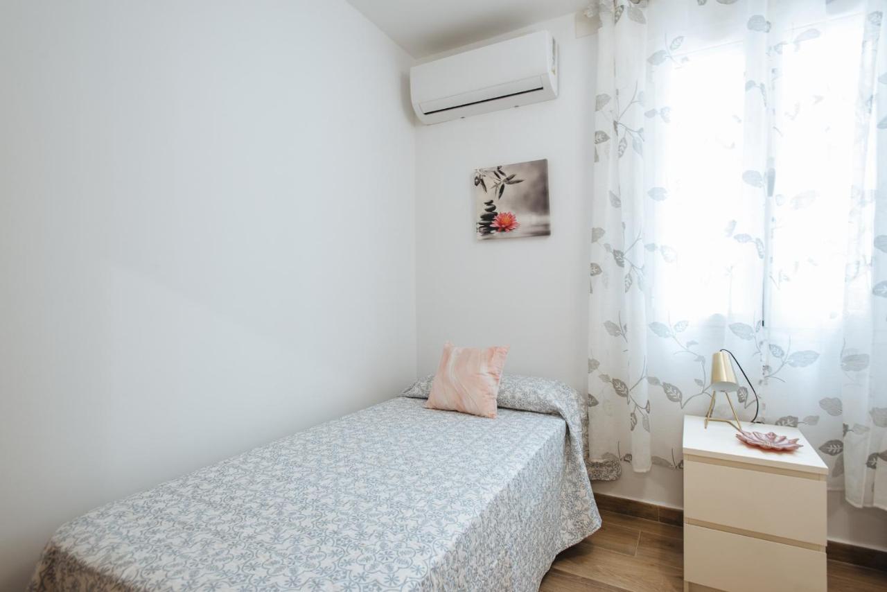 El Apartamento Del Reloj De Sol Sevilla Exterior foto
