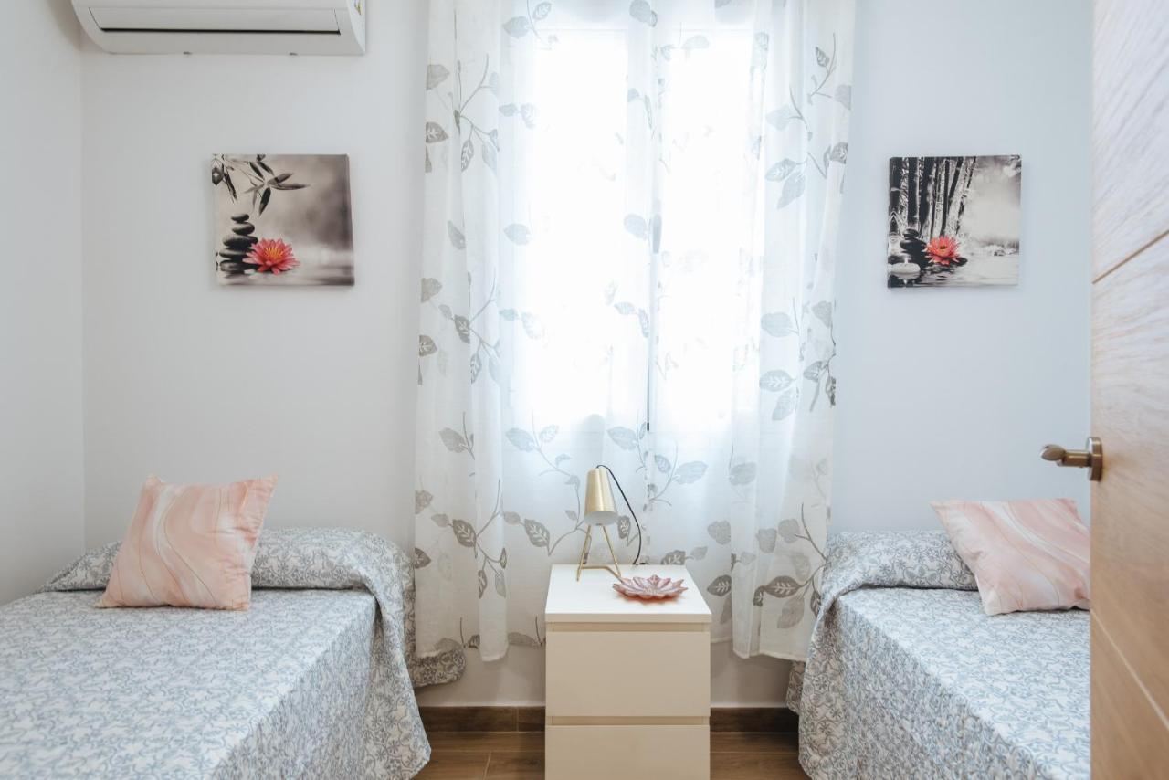 El Apartamento Del Reloj De Sol Sevilla Exterior foto